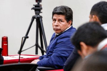 Pedro Castillo solicita indulto al nuevo presidente de Perú