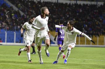 Bolívar avanza a la semifinal con autoridad 