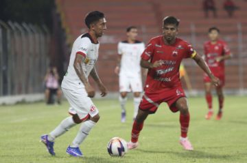 Guabirá vence a la “U” sobre el filo del partido 