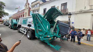 Tras 18 años, EMAT renueva los camiones recolectores 