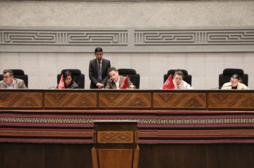 Lara suspende hasta el martes la sesión de interpelación a Medinaceli 
