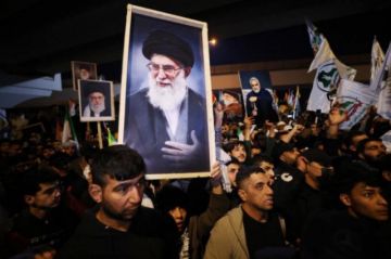 Irán promete “venganza dura y decisiva” tras la muerte de Alí Jamenei en bombardeos