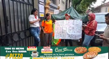 UNIR: Instalan huelga de hambre porque aún no se les notificó la inhabilitación de Zamora