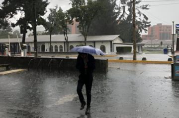 Inestabilidad atmosférica trae vientos, lluvias y descenso de temperaturas 