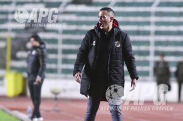Égüez queda fuera de la dirección técnica de Nacional Potosí 