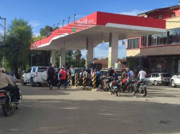 Sube el petróleo y pone en duda los precios de los combustibles en Bolivia 