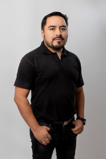 Pablo Vásquez encontró en la luz su lenguaje más propio