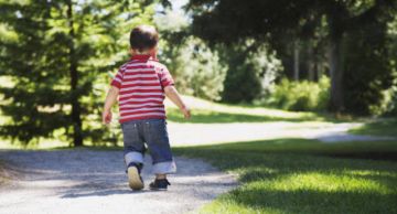 Apartan a niño de su madre, quien había bebido