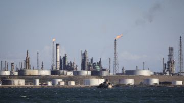 EEUU suaviza sanciones contra Venezuela