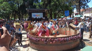 Tarija despide su temporada de  uva con la Vendimia Chapaca