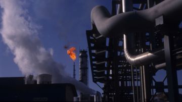 Irán casi duplica sus ingresos petroleros
