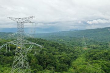 DS 5598: Bolivia rompe el monopolio eléctrico