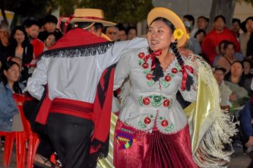 Pascua Florida en el Barrio La Pampa