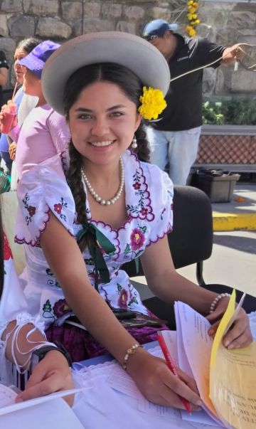 La linda mocita Rosa Perales