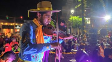 Pascua Florida en el Barrio La Pampa