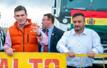 Pese a protestas por la gasolina, Paz ratifica su apoyo al Ministro de Hidrocarburos