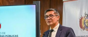 Lara llama a interpelación contra Espinoza