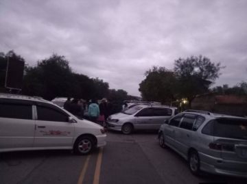 Tarija: Levantan bloqueos tras acuerdo sobre caminos y combustibles