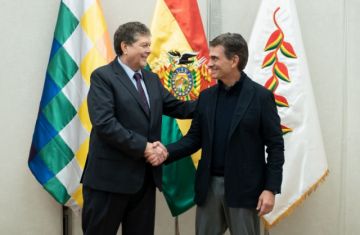 Paz cesa a Medinaceli y nombra Ministro de Hidrocarburos a Marcelo Blanco