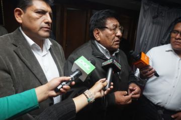 Choferes asistirán el miércoles al diálogo convocado por el Gobierno