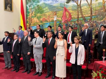 Jura el gabinete que acompañará a Torres en su segundo mandato 