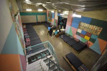 Terminal de Buses de La Paz abre albergue para usuarios afectados por los bloqueos