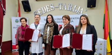 Gobernadora Soruco posesiona a nuevas autoridades de salud y pide empatía y transparencia