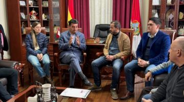 Alcaldes de Tarija e Iniesta firman un acuerdo de hermanamiento 