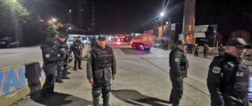 La Paz: Desbloqueo permitió el paso de cisternas y alimentos por algunas horas