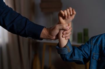 La internan en Terapia Intensiva por posible violencia familiar