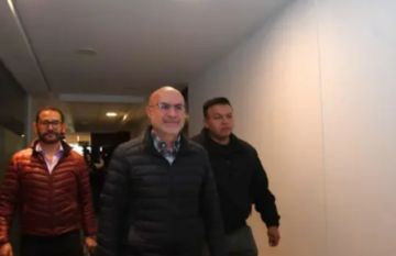 Tres ministros llegan a la Comisión de Constitución del Senado para explicar el reglamento de Estados de excepción