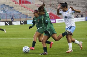Bolivia apunta a su primer triunfo en su despedida de local 