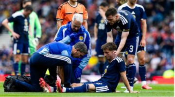 La baja de Billy Gilmour golpea duro a Escocia  