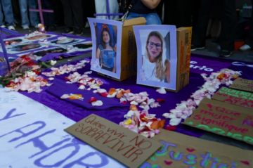 Colectivos marcharon en Ecuador contra de los feminicidios