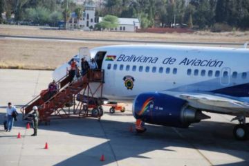 La ATT controla la banda de tarifas aéreas, Tarija tiene los pasajes más caros 