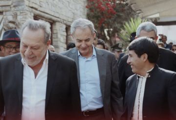 Escándalo: Usaron el Bicentenario para traer a Zapatero e influir a favor del Grupo Gloria