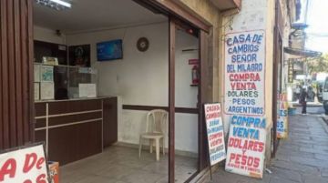 Dólar flexible: ASFI controlará la cotización en las casas de cambio 