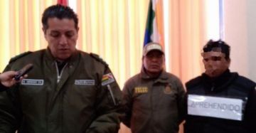 Hombre sorprendido con billetes falsos es enviado a prisión por 30 días