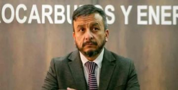 Comisión atribuye a Medinaceli la distribución de gasolina sin control de calidad durante la actual gestión de Gobierno