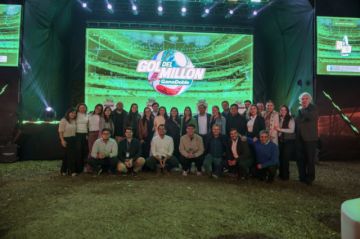 Banco Ganadero entrega el premio de 1 millón de bolivianos de GanaDoble
