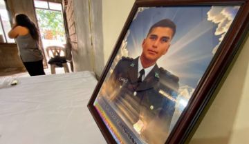 El cuerpo del subteniente Salazar será trasladado vía aérea hasta la capital cruceña