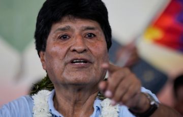 Gobierno define como “tarea prioritaria” detener a Evo Morales