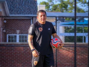 Julio César Gamarra, el entrenador  boliviano que se destaca en EE. UU.