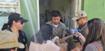 Vendía cachorros a Bs 800 y Bs 200: intervienen a mujer en el Mercado Campesino