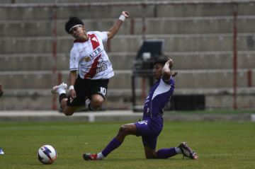 Fútbol boliviano: Real Potosí frenó al líder