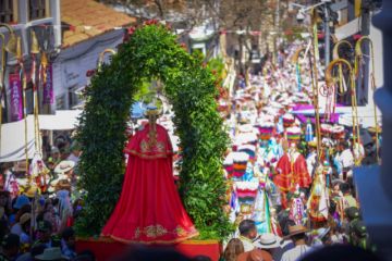 Miles de chunchos acompañaron a San Roque