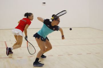 Cocha comienza a respirar el mundial juvenil de ráquet 