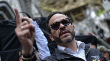 De la Espriella sanciona sus primeras leyes