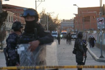 Policía reporta 2 fallecidos y 7 desaparecidos por explosión en cuartel de Viacha 