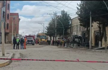 Paralizan búsqueda de desaparecidos en Viacha ante riesgo de nueva explosión